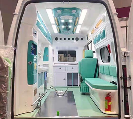 西双版纳车辆内部展示